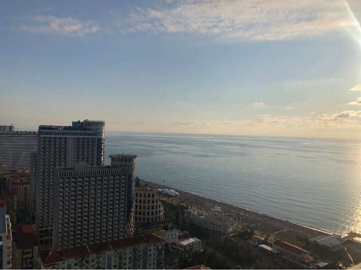 Orbi City Seaview Батуми Экстерьер фото